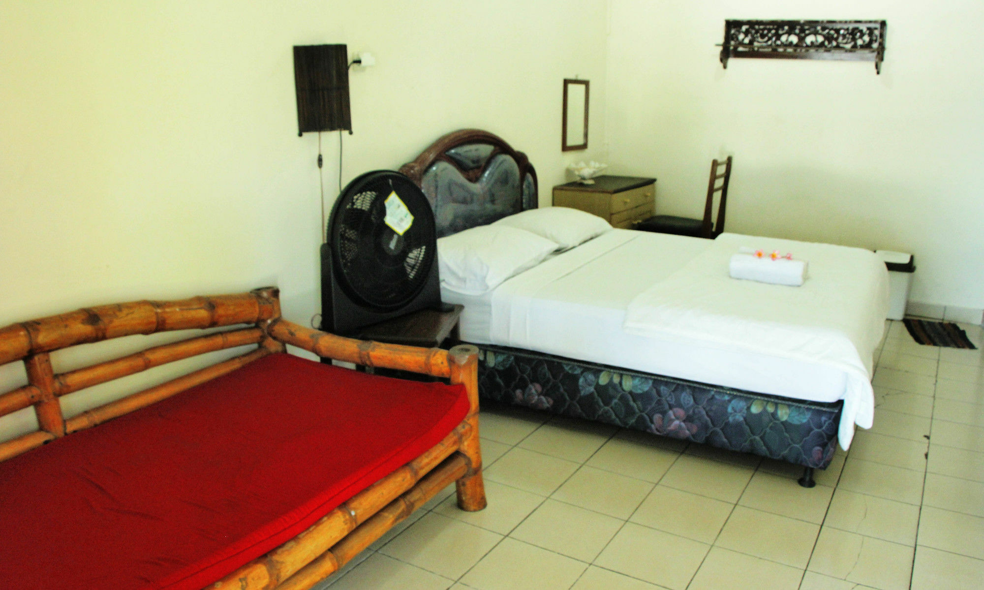 Soka Indah Restaurant & Bungalows Selemadeg  Eksteriør billede